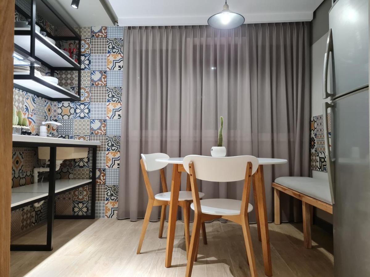 Tam Serviced Studio Apartment Myslym Shyri No1 Tirana Exterior photo